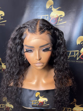 (22) 13*6 Lace Front 18inch Curly